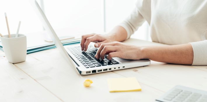 laptop, online work