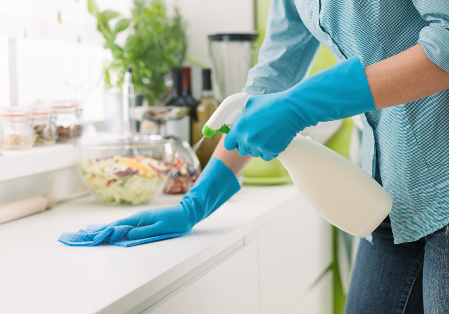 surface cleaning, spraying, wiping down