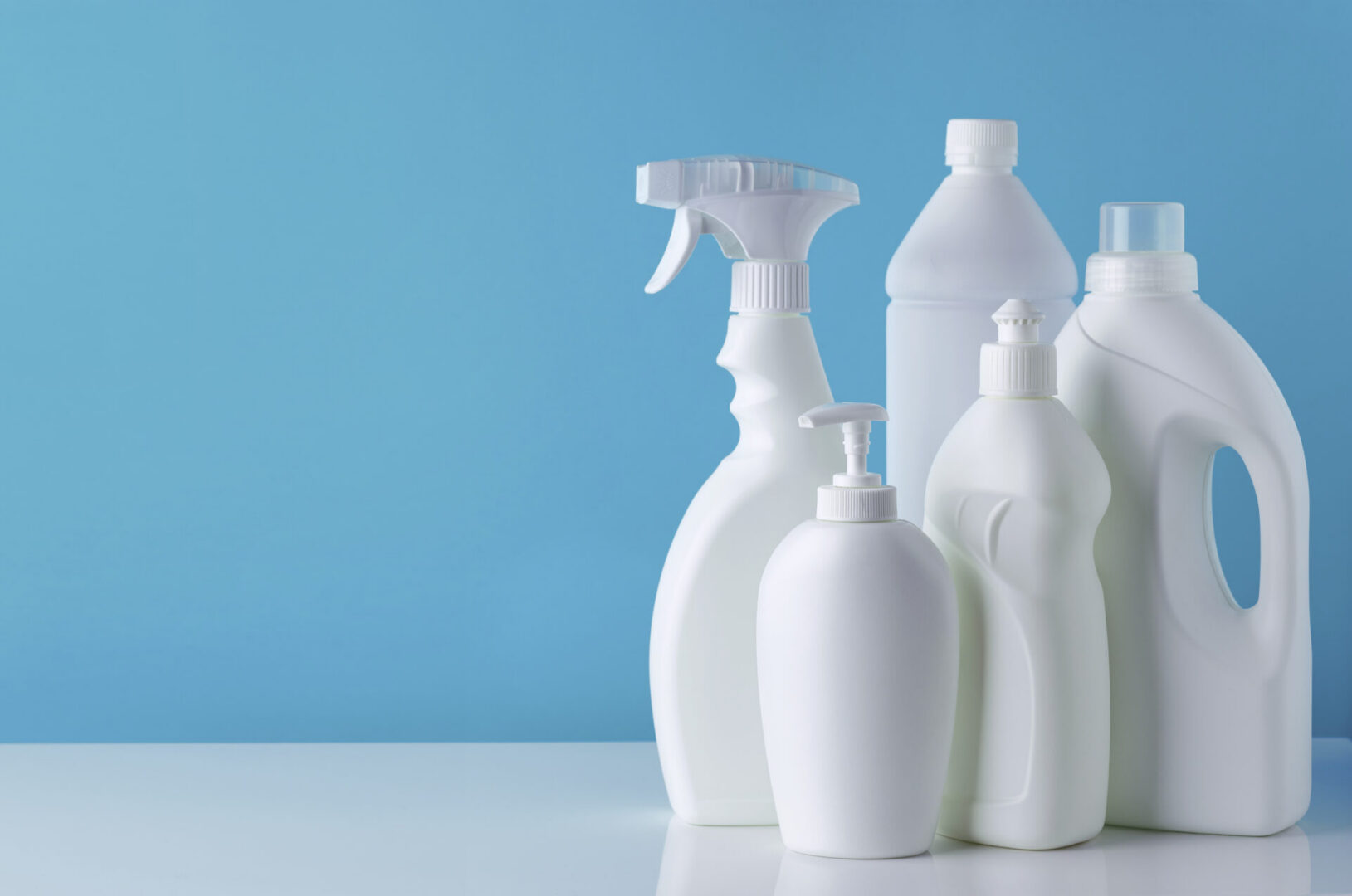 cleaning products, sprays, soap, detergent, disinfectant